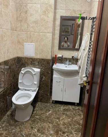 3 սենյականոց բնակարան նորակառույց շենքում Սասնա Ծռերի փողոցում, 117 քմ, 5/17 հարկ, 2 սանհանգույց