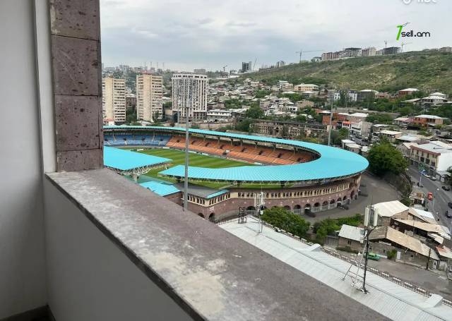 2 սենյականոց բնակարան նորակառույց շենքում Չարենցի փողոցում, 56 քմ, 13/17 հարկ, բարձր առաստաղներ