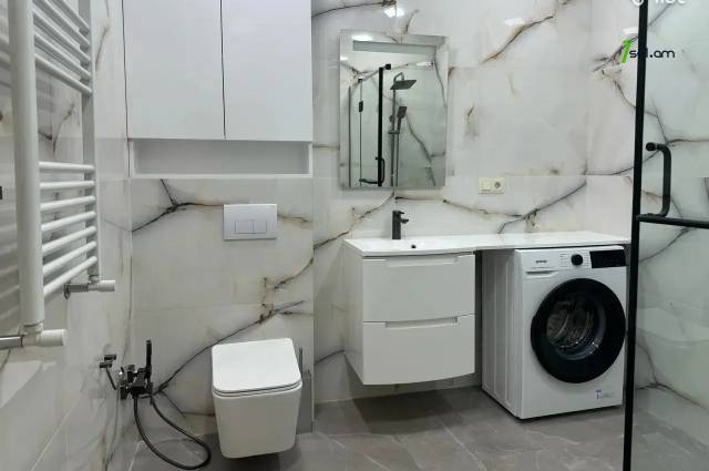 2 սենյականոց բնակարան նորակառույց շենքում Լենինգրադյան փողոցում, 67 ք.մ., 12/14 հարկ