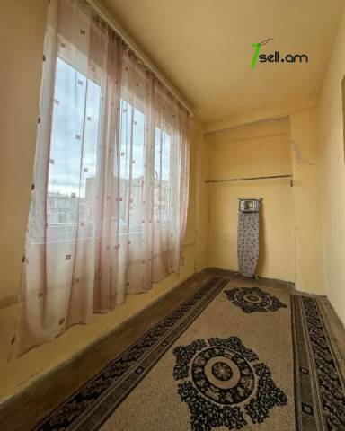 4 սենյականոց բնակարան Կոմիտասի պողոտայում, 97 ք.մ., նախավերջին հարկ, կոսմետիկ վերանորոգում