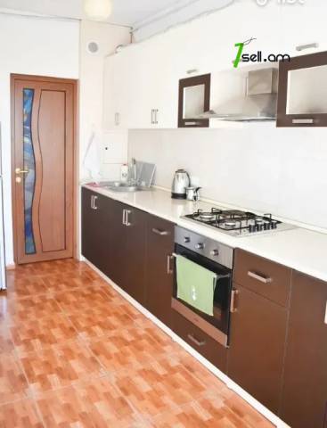 2 սենյականոց բնակարան Մամիկոնյանց փողոցում, 52 քմ, 7/14 հարկ, եվրովերանորոգված