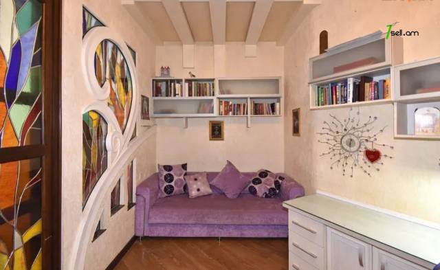 4 սենյականոց բնակարան Թումանյան փողոցում, 135 ք.մ., 3/5 հարկ, 2 սանհանգույց, բարձր առաստաղներ