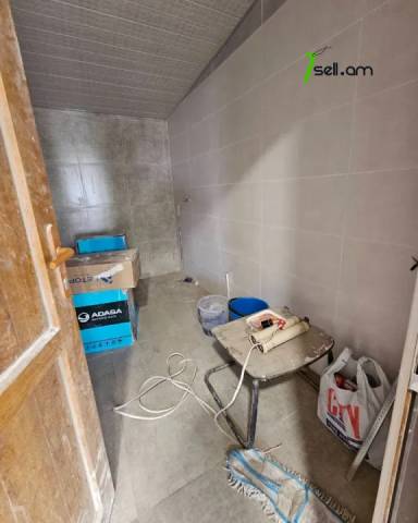 Բազմաֆունկցիոնալ գույք Էրեբունիում, 600 ք.մ.