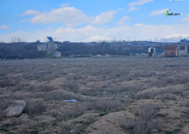 Գյուղատնտեսական հողատարածք 4-րդ փողոցում Զովունիում, 3000 ք.մ.