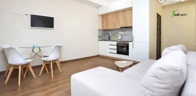 2 սենյականոց բնակարան նորակառույց շենքում Ամիրյան փողոցում, 50 ք.մ., բարձր առաստաղներ, 10/12 հարկ