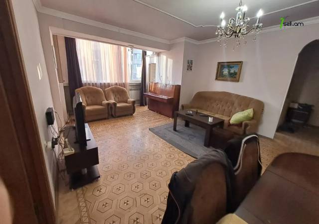 4 սենյականոց բնակարան Սարյանի փողոցում, 100 ք.մ., 7/9 հարկ, կապիտալ վերանորոգված