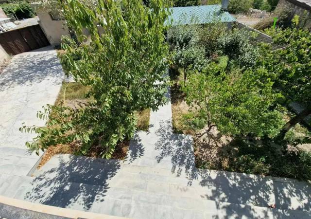 Երկու հարկանի քարե տուն Լուկաշինի փողոցում Աջափնյակում, 300 ք.մ., 3+ սանհանգույց, եվրովերանորոգված