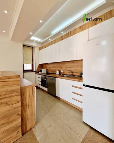 3 սենյականոց բնակարան նորակառույց շենքում Ամիրյան փողոցում, 125 ք.մ., 7/13 հարկ, 2 սանհանգույց