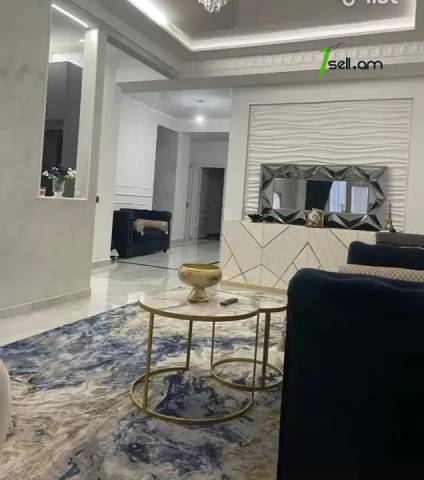 4 սենյականոց բնակարան նորակառույց շենքում Նիկողայոս Ադոնցի փողոցում, 123 ք.մ., 6/8 հարկ