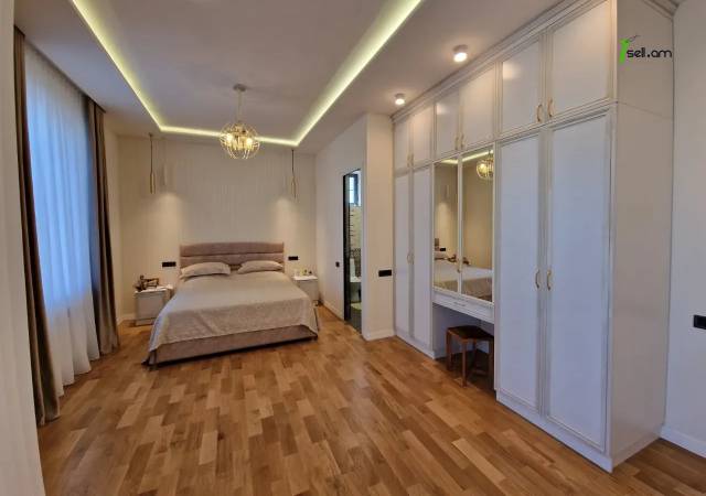 Երկու հարկանի քարե տուն, Նոյ թաղամաս Մալաթիա Սեբաստիայում, 770 քմ, 3+ սանհանգույց