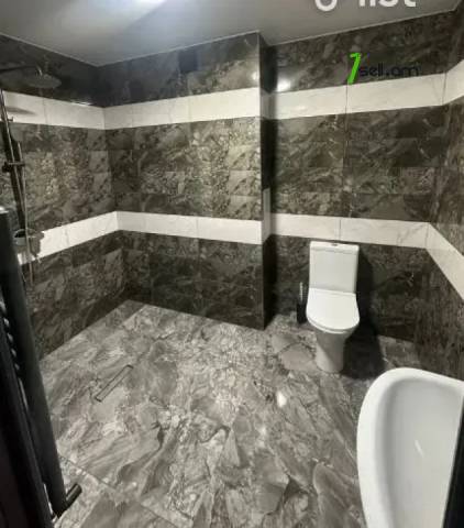 3 սենյականոց բնակարան, Քուչակ թաղամաս, 56 ք.մ., բարձր առաստաղներ, դիզայներական ոճով վերանորոգված