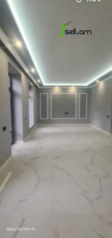 Երկու հարկանի տուն Առինջ 21-րդ փողոցում Առինջում, 12 քմ, 2 սանհանգույց, մասնակի վերանորոգում