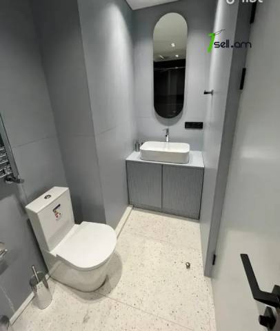 3 սենյականոց բնակարան նորակառույց շենքում Կոմիտասի պողոտայում, 55 ք.մ., 10/15 հարկ, բարձր առաստաղներ