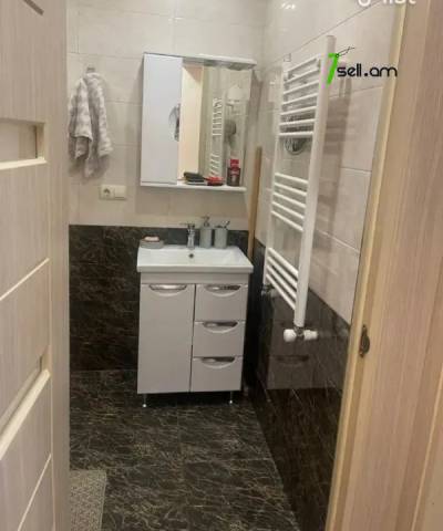 2 սենյականոց բնակարան նորակառույց շենքում Կոմիտասի պողոտայում, 64 քմ, 5/17 հարկ, բարձր առաստաղներ