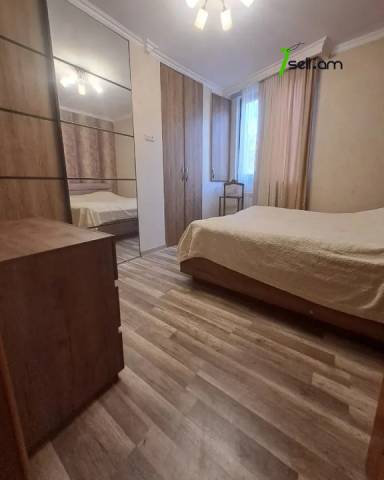 3 սենյականոց բնակարան Երվանդ Քոչարի փողոցում, 85 ք.մ., 6/14 հարկ, կապիտալ վերանորոգված