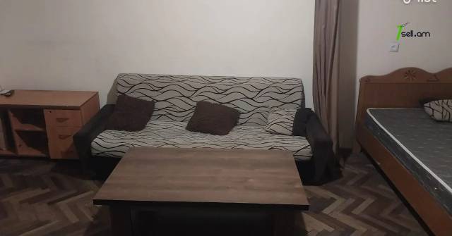 1 սենյականոց բնակարան Պարույր Սևակի փողոցում, 35 քմ, նախավերջին հարկ, կոսմետիկ վերանորոգում