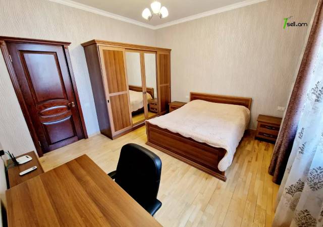 3 սենյականոց բնակարան նորակառույց շենքում Ամիրյան փողոցում, 125 ք.մ., 7/13 հարկ, 2 սանհանգույց