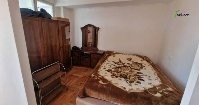 2 սենյականոց բնակարան, 1 թաղամաս, 56 քմ, 3/5 հարկ, կոսմետիկ վերանորոգում