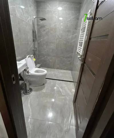 2 սենյականոց բնակարան նորակառույց շենքում Պարույր Սևակի փողոցում, 54 ք.մ., բարձր առաստաղներ