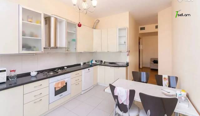 3 սենյականոց բնակարան նորակառույց շենքում Պարոնյան փողոցում, 101 քմ, 8/11 հարկ, բարձր առաստաղներ