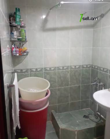 3 սենյականոց բնակարան Ակսել Բակունցի փողոցում, 79 քմ, 7/9 հարկ, կոսմետիկ վերանորոգում