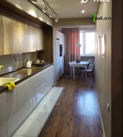 3 սենյականոց բնակարան, Դավթաշեն 3-րդ թաղամաս, 100 քմ, դիզայներական ոճով վերանորոգված
