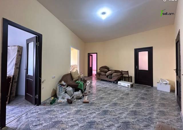 Բազմաֆունկցիոնալ գույք Կոմիտասի պողոտայում Արաբկիրում, 134 քմ