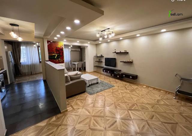 3 սենյականոց բնակարան Տպագրիչների փողոցում, 90 ք.մ., 2/4 հարկ, 2 սանհանգույց, բարձր առաստաղներ