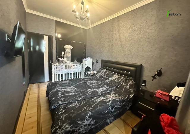 2 սենյականոց բնակարան Շոպրոնի փողոցում, 68 քմ, 1/5 հարկ, կապիտալ վերանորոգված, քարե շենք