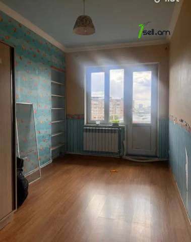 3 սենյականոց բնակարան, Ավան-Առինջ 2-րդ միկրոշրջան, 77 քմ, նախավերջին հարկ, եվրովերանորոգված