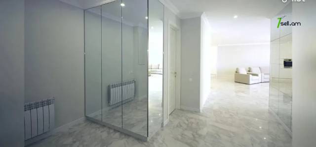 Ընդարձակ 4 սենյականոց բնակարան նորակառույց շենքում Վարդանանց փողոցում, 206 քմ, 20/23 հարկ