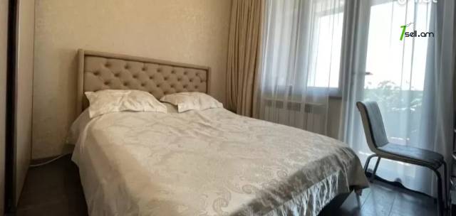 4 սենյականոց բնակարան նորակառույց շենքում Վերին Անտառային փողոցում, 100 ք.մ., նախավերջին հարկ