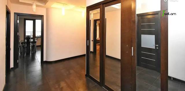 3 սենյականոց բնակարան նորակառույց շենքում Ադոնցի փողոցում, 110 ք.մ., 9/18 հարկ, 2 սանհանգույց