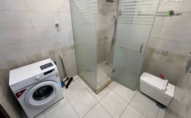 3 սենյականոց բնակարան նորակառույց շենքում Գրիգոր Լուսավորչի փողոցում, 73 ք.մ., բարձր առաստաղներ
