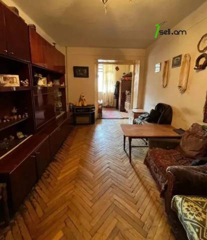 2 սենյականոց բնակարան Կոմիտասի պողոտայում, 47 քմ, 2/5 հարկ, քարե շենք