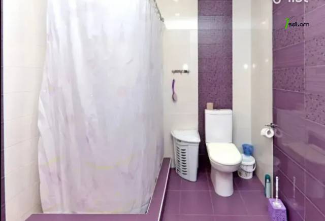 Երկու հարկանի քարե տուն Մոլդովական փողոցում Նոր Նորքում, 275 քմ, 2 սանհանգույց, կապիտալ վերանորոգված