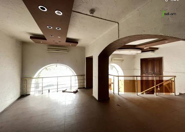 Բազմաֆունկցիոնալ գույք Թումանյան փողոցում կենտրոնում, 145 քմ