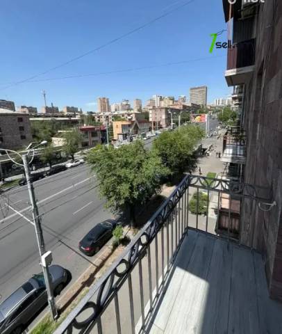 2 սենյականոց բնակարան Կոմիտասի պողոտայում, 43 քմ, նախավերջին հարկ, բարձր առաստաղներ