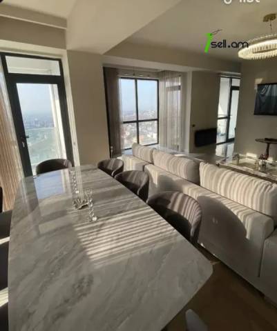 3 սենյականոց բնակարան նորակառույց շենքում Կարապետ Ուլնեցու փողոցում, 110 ք.մ., 2 սանհանգույց