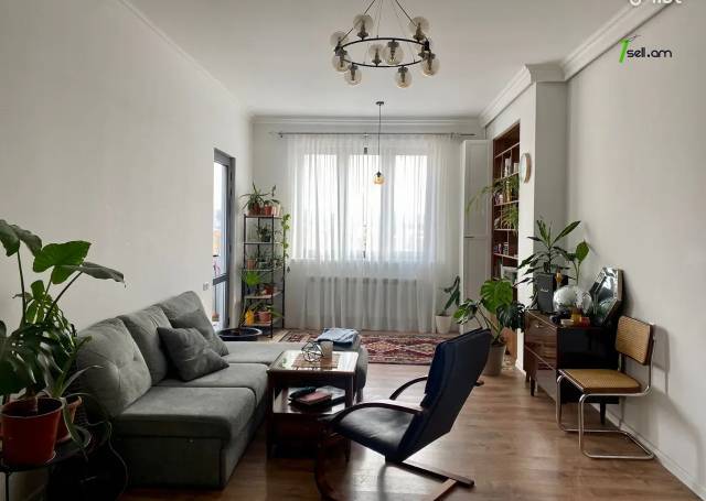 2 սենյականոց բնակարան նորակառույց շենքում Գրիբոյեդովի փողոցում, 70 քմ, 13/16 հարկ, բարձր առաստաղներ