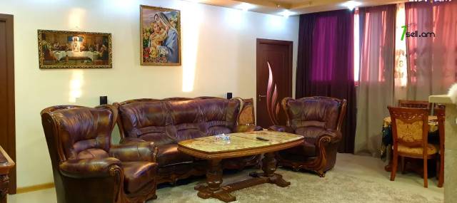 3 սենյականոց բնակարան, Նորաշեն թաղամաս, 90 ք.մ., 11/15 հարկ, կապիտալ վերանորոգված