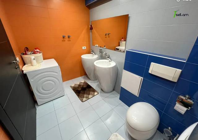 Ընդարձակ 4 սենյականոց բնակարան նորակառույց շենքում Հյուսիսային պողոտայում, 258 քմ, 5/8 հարկ