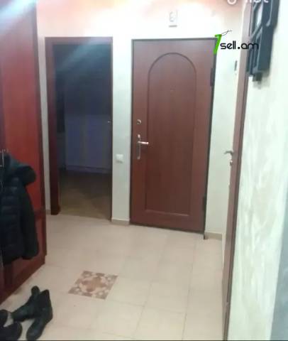 3 սենյականոց բնակարան Սամվել Սաֆարյան փողոցում, 76 քմ, 1/5 հարկ, դիզայներական ոճով վերանորոգված