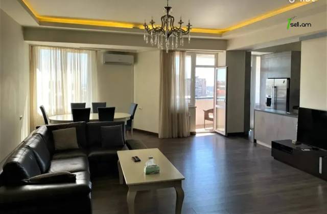 3 սենյականոց բնակարան նորակառույց շենքում Մամիկոնյանց փողոցում, 123 ք.մ., 2 սանհանգույց