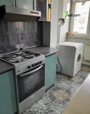 3 սենյականոց բնակարան, Հարավ Արևմտյան Բ2 թաղամաս, 100 քմ, 3/9 հարկ, 2 սանհանգույց