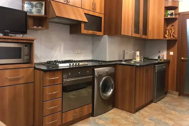 2 սենյականոց բնակարան նորակառույց շենքում Վիկտոր Համբարձումյան փողոցում, 90 քմ, 7/14 հարկ