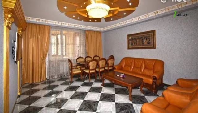 3 սենյականոց բնակարան նորակառույց շենքում Վիկտոր Համբարձումյան փողոցում, 120 ք.մ., 2 սանհանգույց