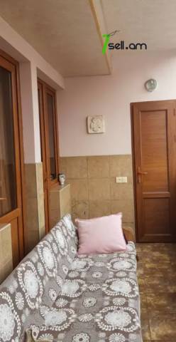 3 սենյականոց բնակարան Տիգրան Մեծի պողոտայում, 75 ք.մ., 3/9 հարկ, եվրովերանորոգված