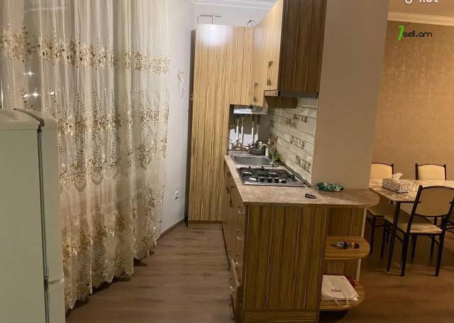 3 սենյականոց բնակարան, Նորաշեն թաղամաս, 63 ք.մ., 3/14 հարկ, եվրովերանորոգված