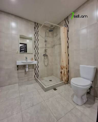 3 սենյականոց բնակարան նորակառույց շենքում Ֆուչիկի փողոցում, 85 ք.մ., բարձր առաստաղներ, 4/14 հարկ